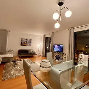 Luxury Castle View Alloggio in famiglia Lisbona